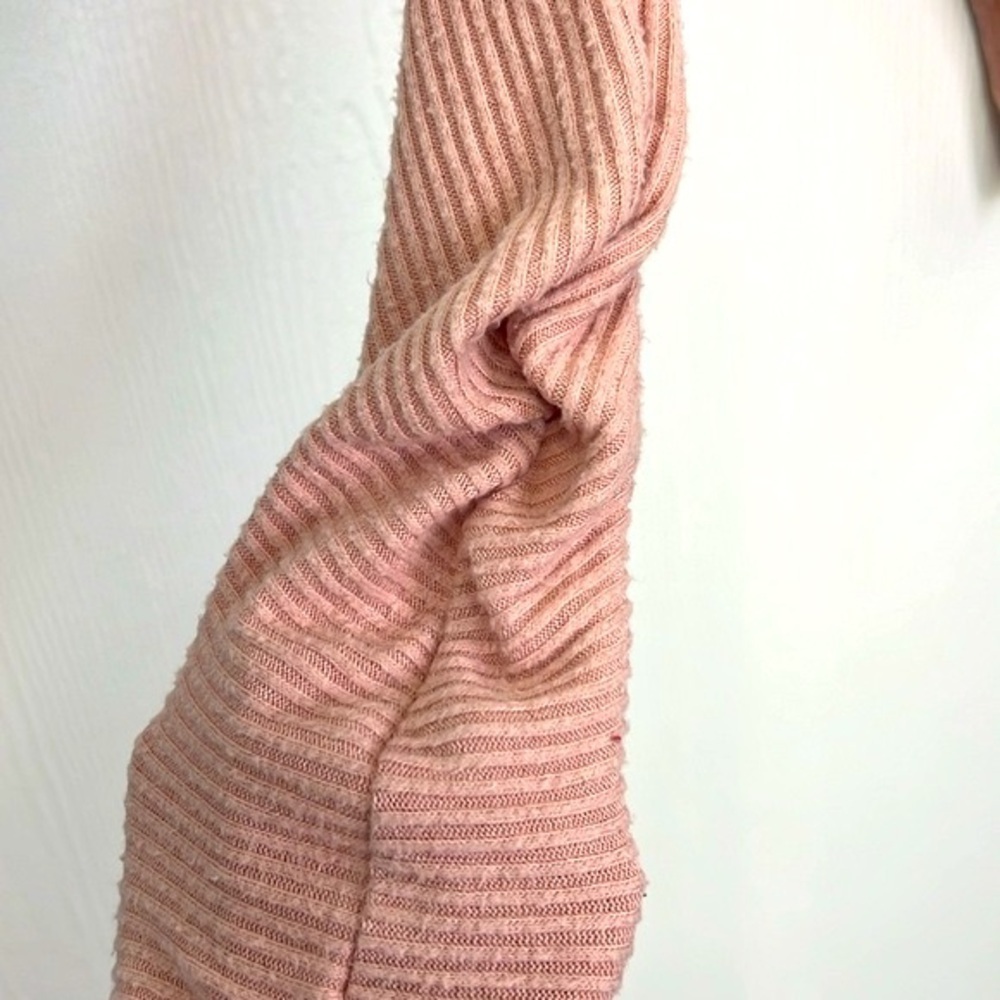 Free People - Cozy Up With Me Pink Salt Ribbed Long Sleeve Deep V Bodysuit Small - Picture 4 of 12